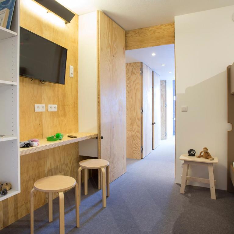 Appartement rénové 3 pièces, ski aux pieds, 8 pers, balcon sud-est aux Arcs 2000 - Appartement 1 Chambre - 17