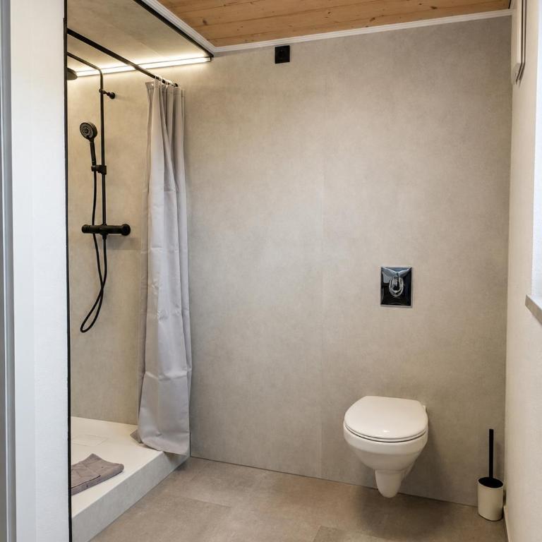 Toms ONE - Apartment mit 1 Schlafzimmer, Balkon und Bergblick - 4