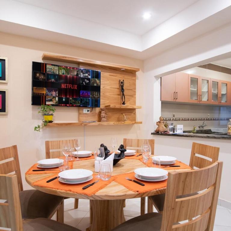 Modern 2BR Apt Pool BBQ & Free Parking - Apartamento - 13