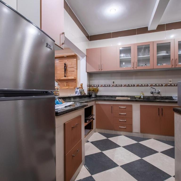Modern 2BR Apt Pool BBQ & Free Parking - Apartamento - 19