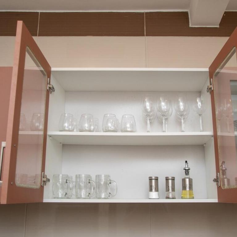 Modern 2BR Apt Pool BBQ & Free Parking - Apartamento - 27
