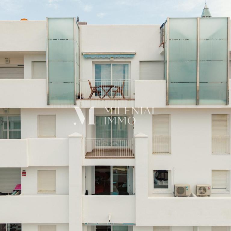 Milenial Immo - Exclusivo apartamento con piscina y vistas al canal - Apartamento de 1 dormitorio con vistas - 32