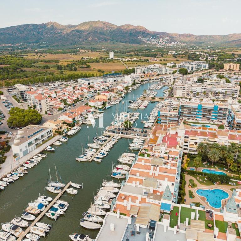 Milenial Immo - Exclusivo apartamento con piscina y vistas al canal - Apartamento de 1 dormitorio con vistas - 39
