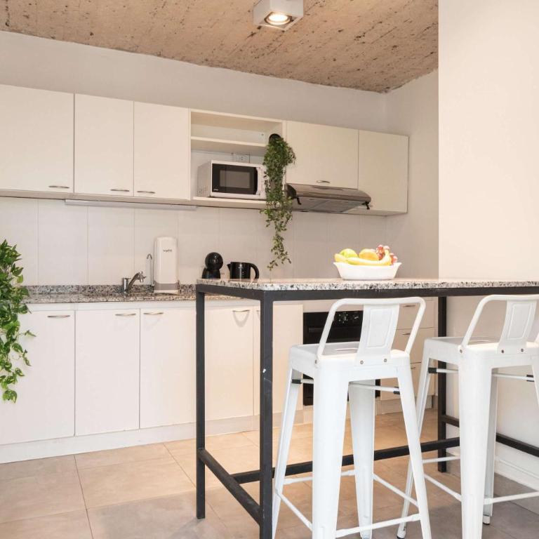 MOT Rentals Emilio Ravignani 1600 Lux 3 Bd Gastronomic Area - Casa - 1