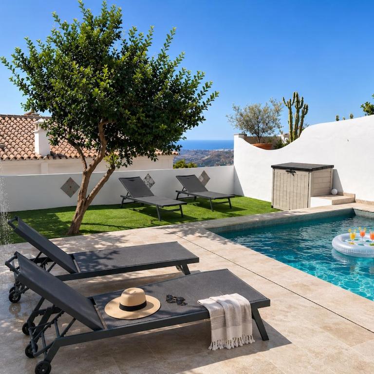 Mijas Pueblo I Private Pool I Sea Views I BBQ - Three-Bedroom House - 30