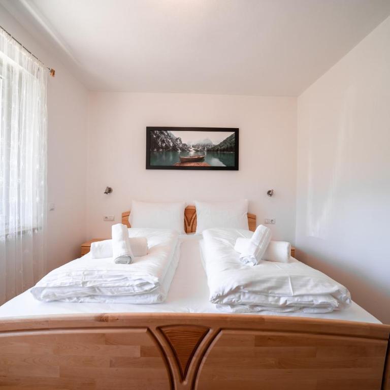 Apartment Garden 14 - Two-Bedroom Apartment with Garden View - 4