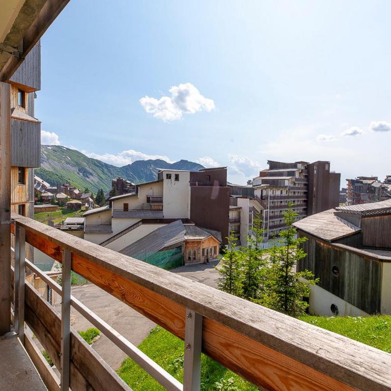 Charmant 2 pièces rénové, internet fibre, balcon, casier à ski, quartier paisible - Apartment mit 1 Schlafzimmer - 15