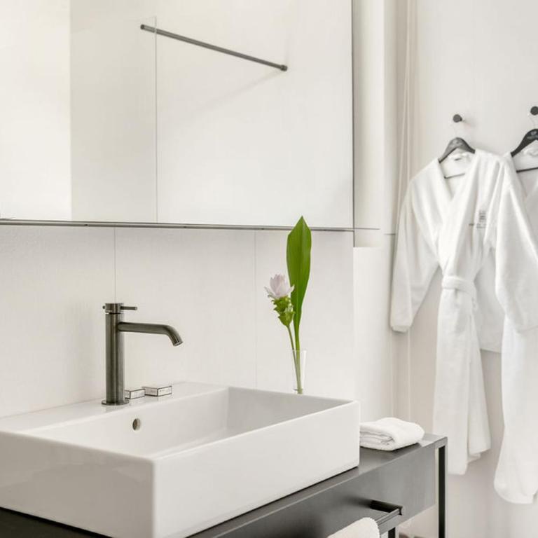 Europa Palace - Habitación Doble Deluxe con vistas a la ciudad - 1 o 2 camas - 2