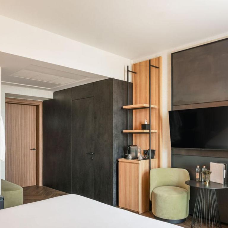 Europa Palace - Habitación Doble Deluxe con vistas a la ciudad - 1 o 2 camas - 3