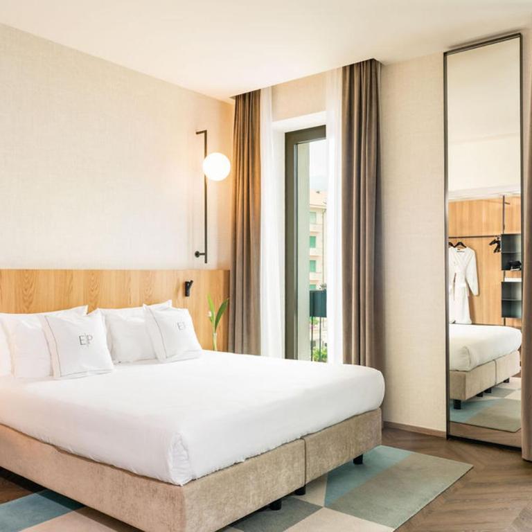 Europa Palace - Habitación Doble Deluxe con vistas a la ciudad - 1 o 2 camas - 5