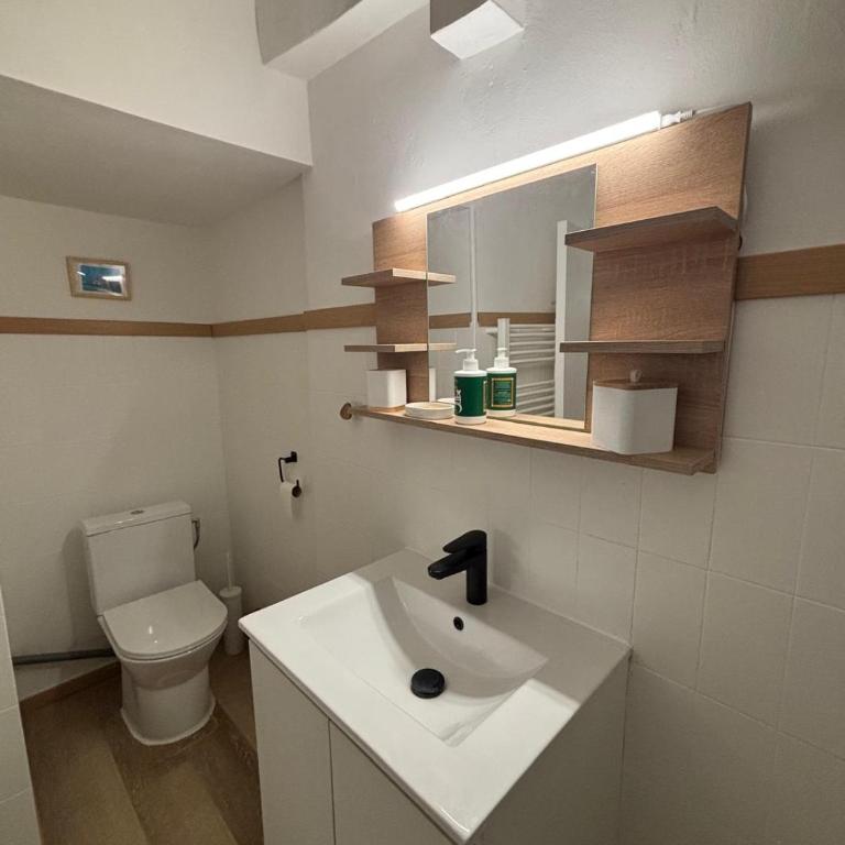 VIEILLE VILLE Appartement climatisé Rue Piétonne & Mer à Menton - Appartement 1 Chambre - 21