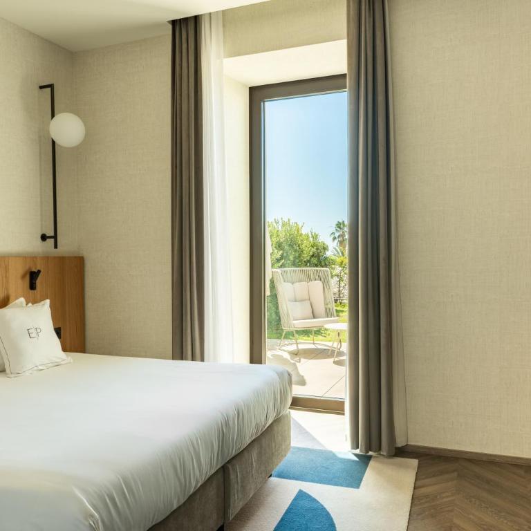 Europa Palace - Habitación Doble Deluxe con vistas al jardín - 1 o 2 camas - 3