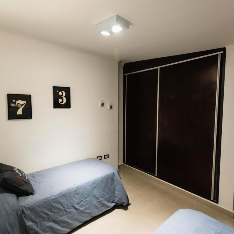 Moderno departamento en la mejor zona de Capital - Apartamento de 2 dormitorios con balcón - 10