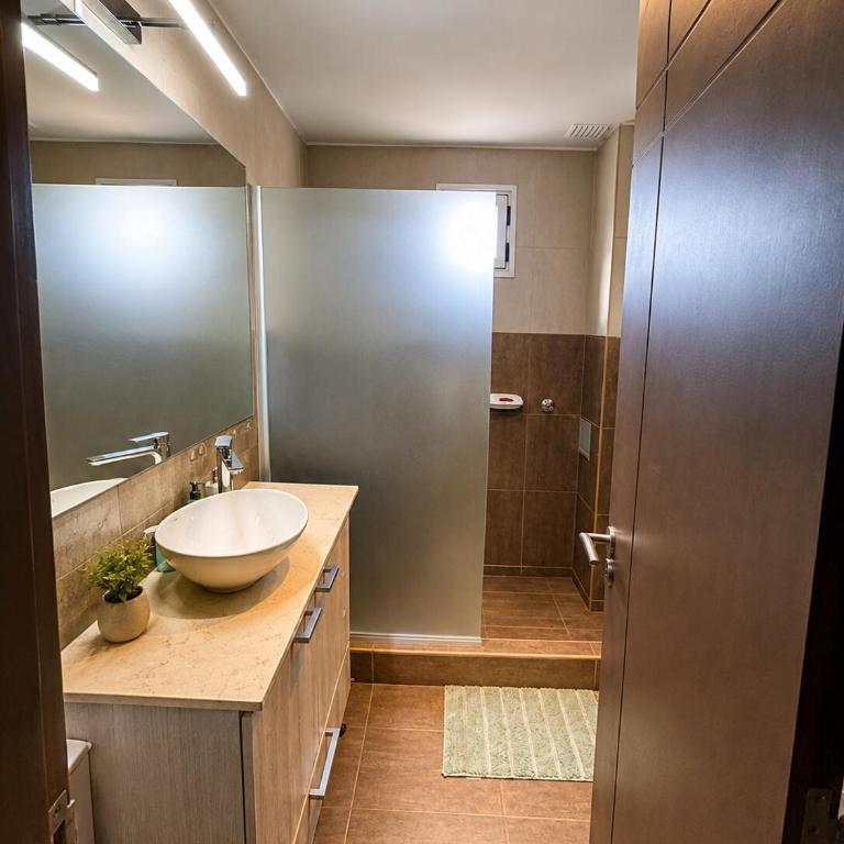 Moderno departamento en la mejor zona de Capital - Apartamento de 2 dormitorios con balcón - 14