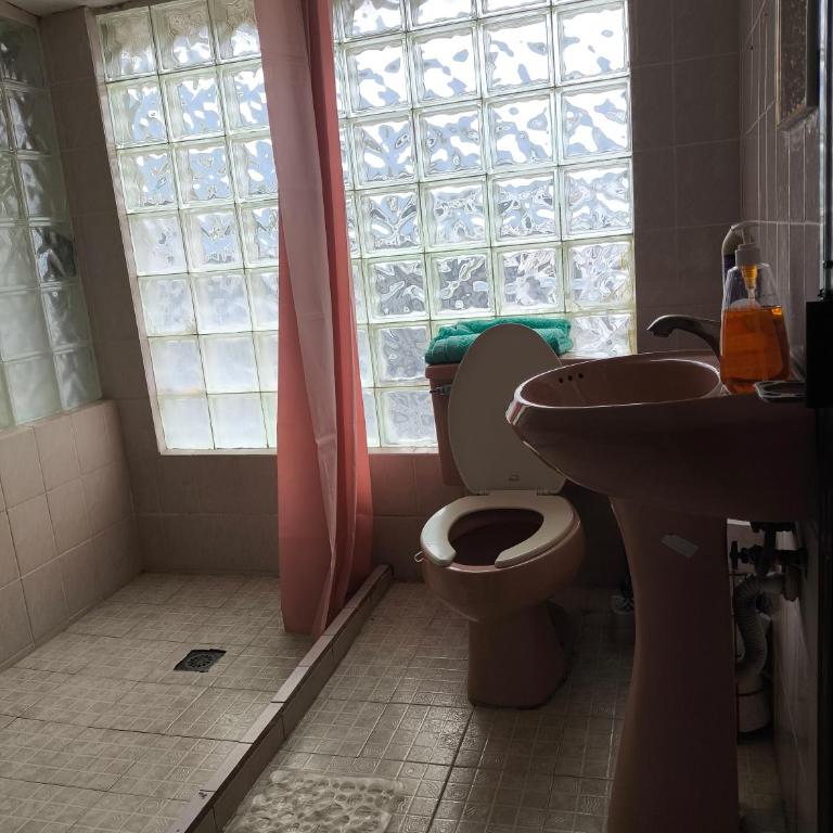 A 5 minutos del consulado, cerca UDEM - Apartamento de 3 dormitorios - 8