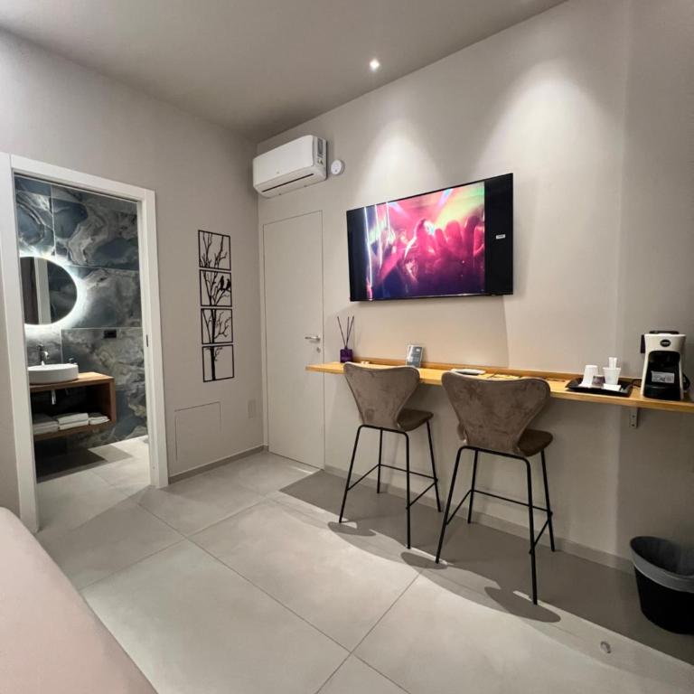 Suites 4 you - Standard Double Room - 12