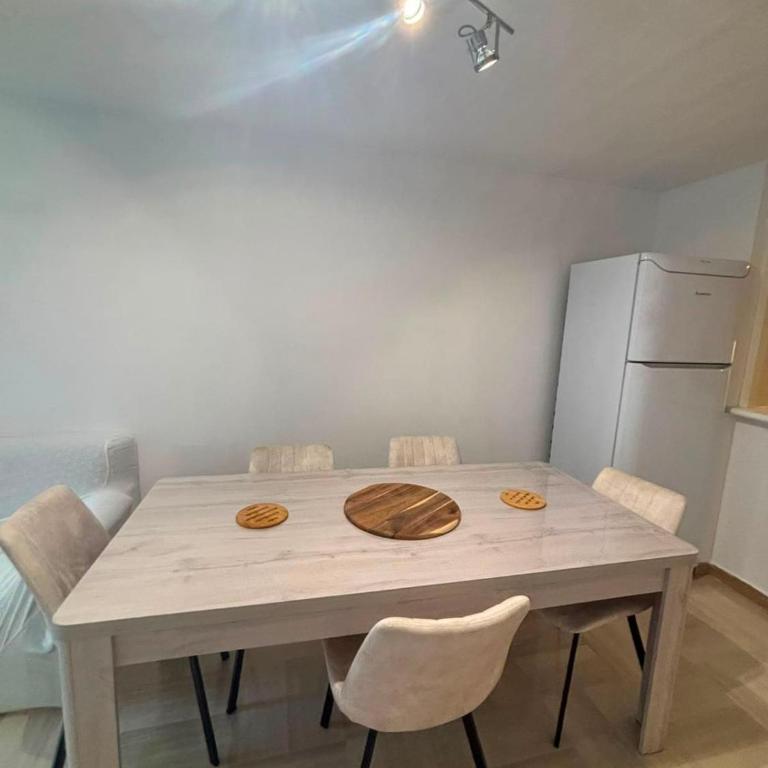 Appart chaleureux avec magnifique terrasse - HF - Appartement 2 Chambres - 8