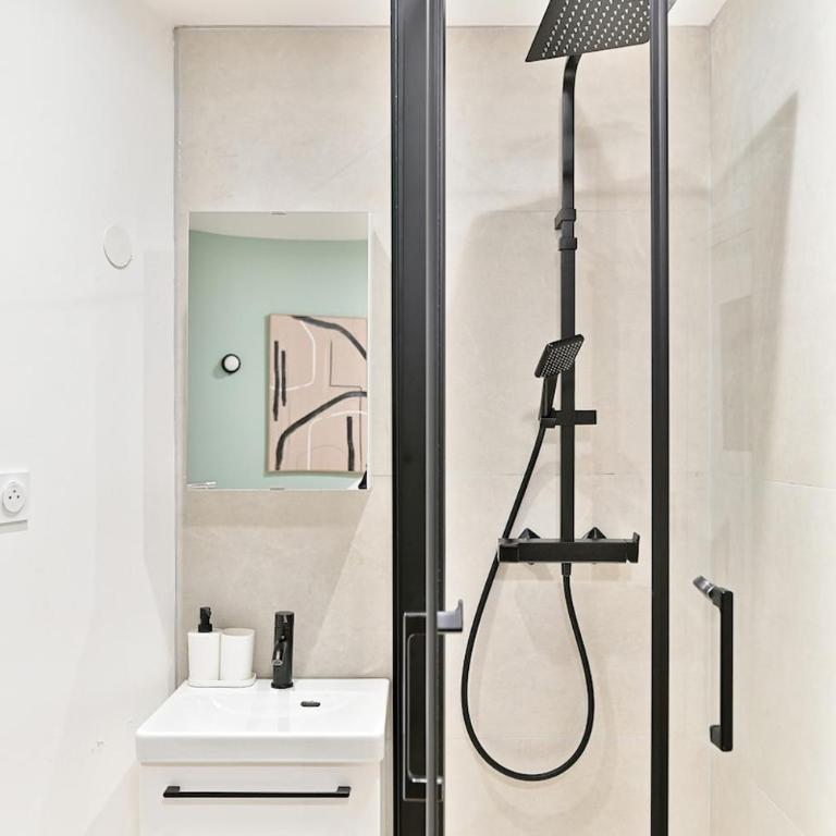 Small air-conditioned studio - Pereire - Monolocale - 8