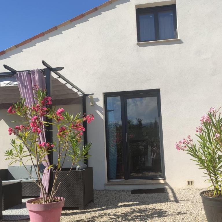 Gite calme proche du village - Maison 2 Chambres - 13