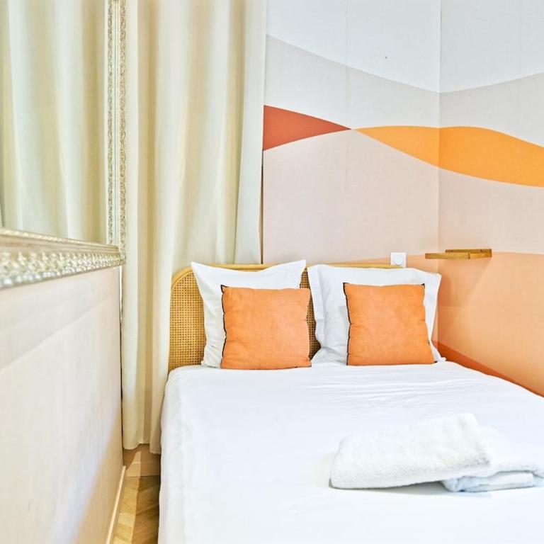 Designer & Air-Conditioned Apartment 2BR, Paris 17 - Apartment - 1