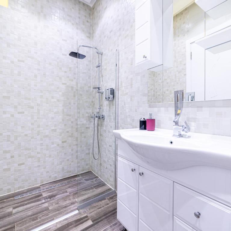 Aparthotel Old Town Gem of Sarajevo - Apartman sa Pogledom na Grad - 10