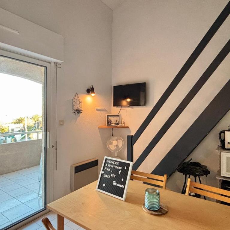 Family Apartment with Bedroom, Mezzanine, Sleeping Cabin & Parking - Appartement 3 Chambres - 10