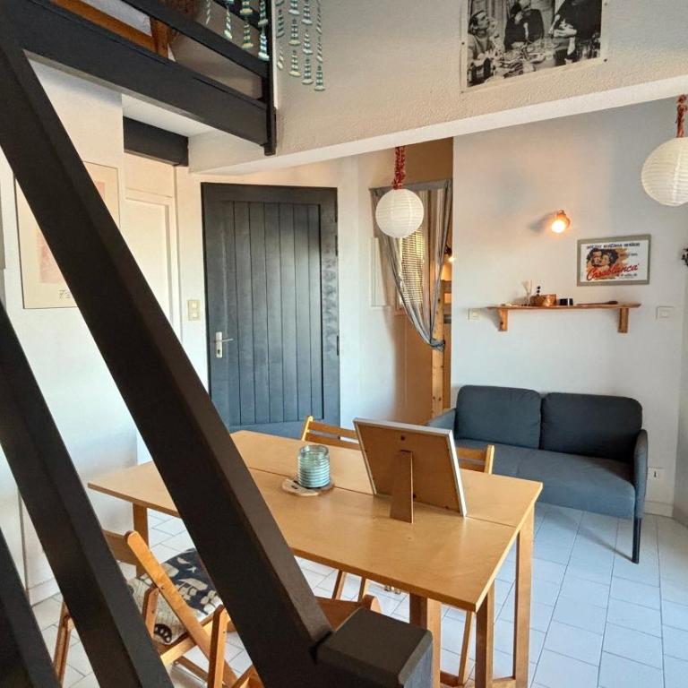 Family Apartment with Bedroom, Mezzanine, Sleeping Cabin & Parking - Appartement 3 Chambres - 15