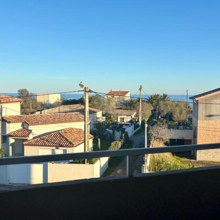 Family Apartment with Bedroom, Mezzanine, Sleeping Cabin & Parking - Appartement 3 Chambres - 16