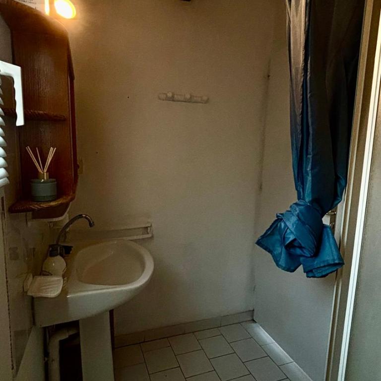 Family Apartment with Bedroom, Mezzanine, Sleeping Cabin & Parking - Appartement 3 Chambres - 34