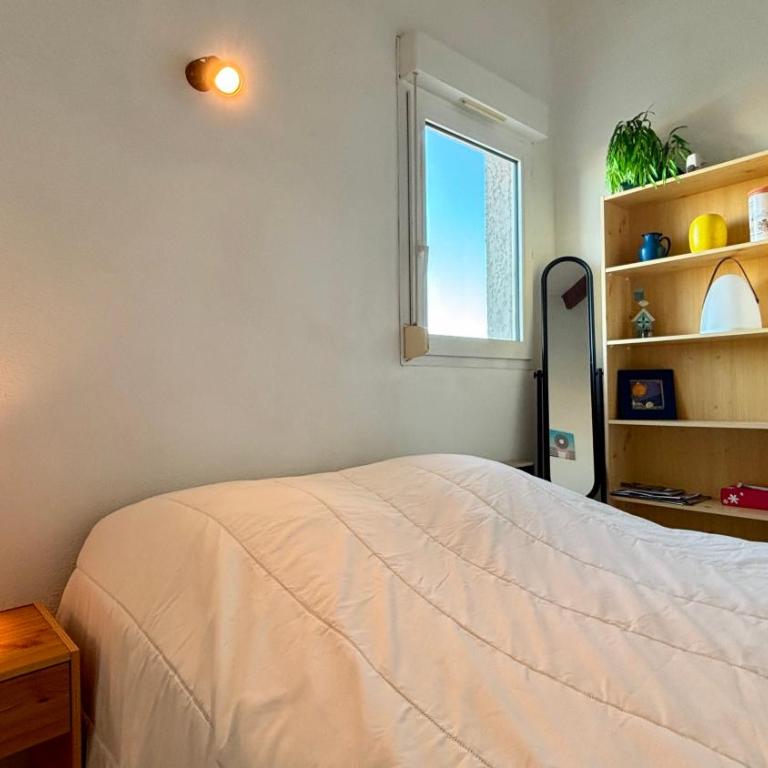 Family Apartment with Bedroom, Mezzanine, Sleeping Cabin & Parking - Appartement 3 Chambres - 40