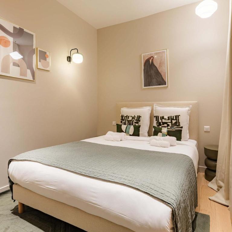 Large 4-room air-conditioned apartment with patio in Paris - Appartement - 3