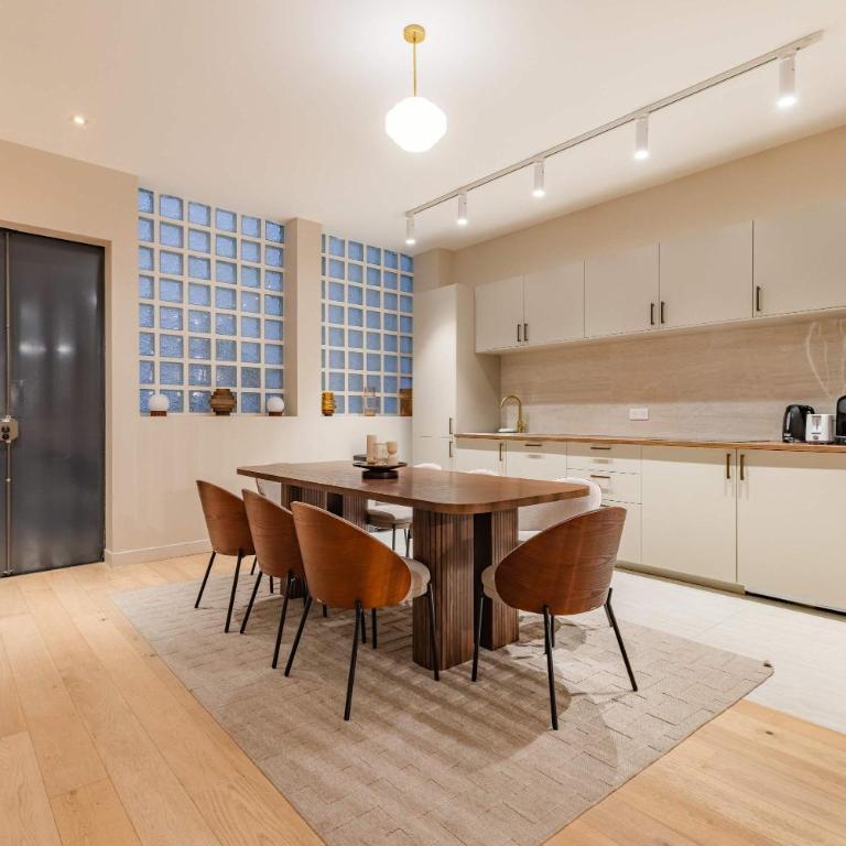 Large 4-room air-conditioned apartment with patio in Paris - Appartement - 12