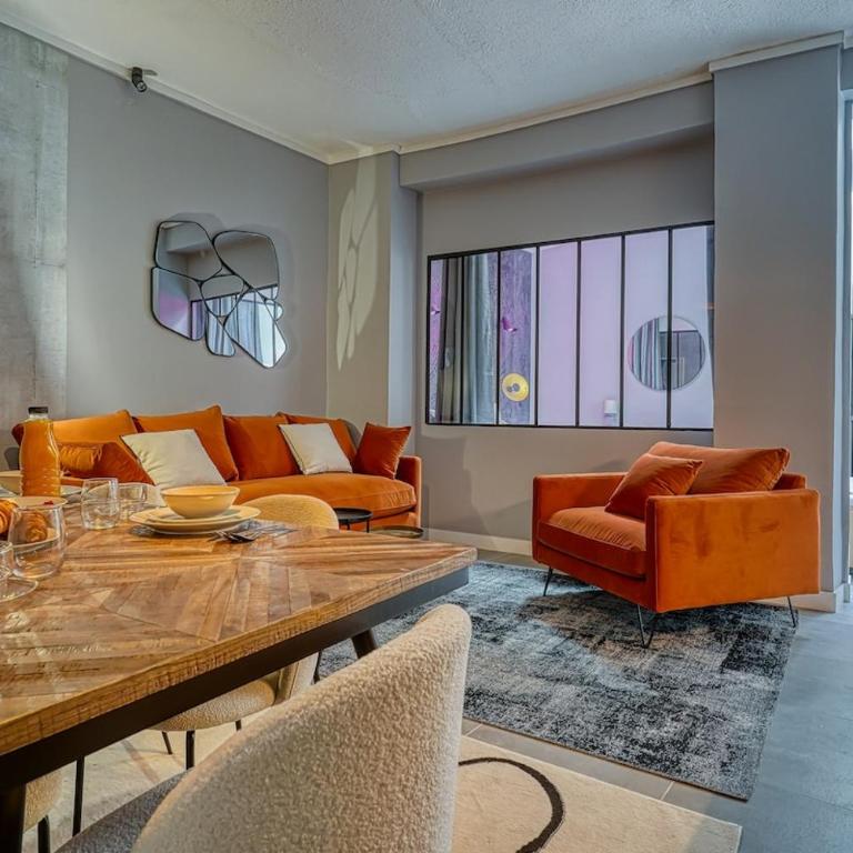 Stylish 2-Bedroom Loft in the Heart of Paris with Air Conditioning - Appartement - 5