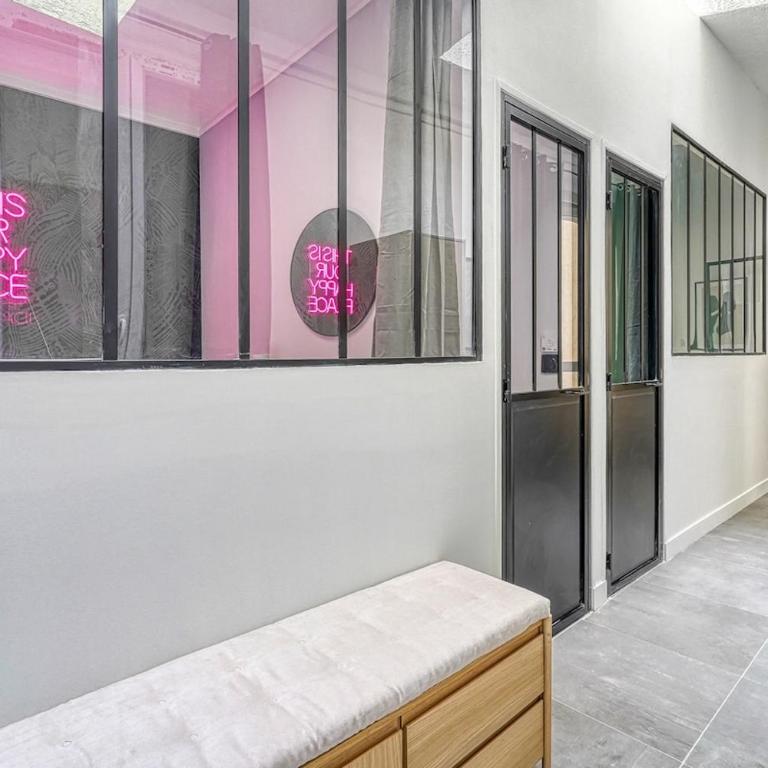 Stylish 2-Bedroom Loft in the Heart of Paris with Air Conditioning - Appartement - 25