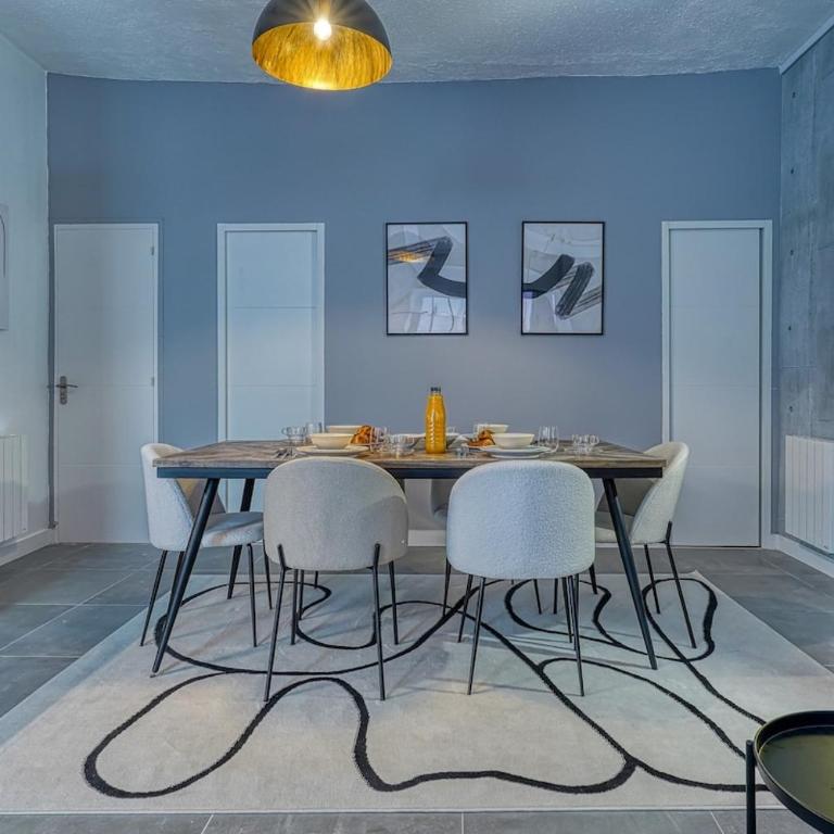 Stylish 2-Bedroom Loft in the Heart of Paris with Air Conditioning - Appartement - 31