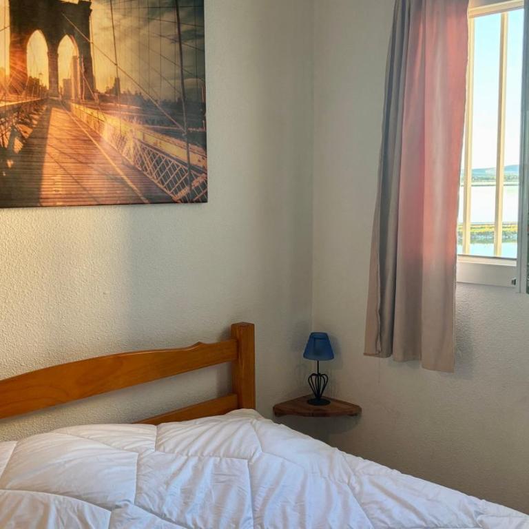 Family Apartment with Bedroom, Mezzanine, Sleeping Cabin & Parking - Appartement 3 Chambres - 55