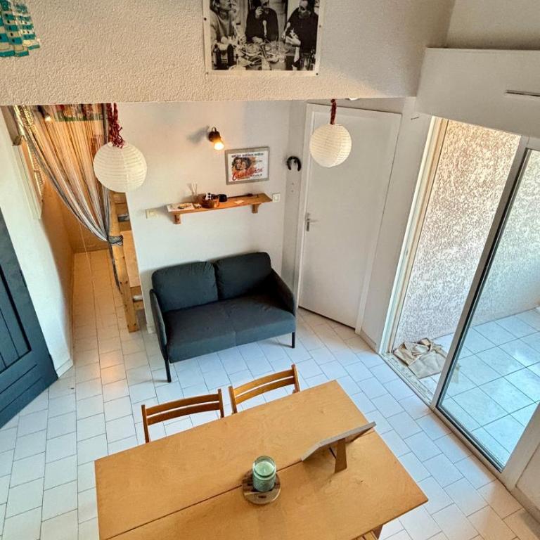 Family Apartment with Bedroom, Mezzanine, Sleeping Cabin & Parking - Appartement 3 Chambres - 56