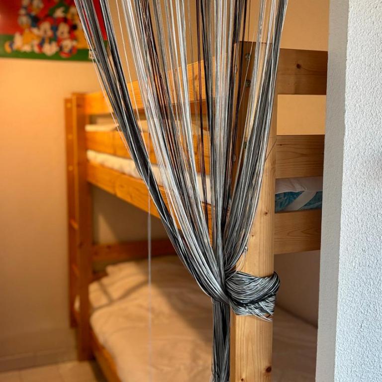 Family Apartment with Bedroom, Mezzanine, Sleeping Cabin & Parking - Appartement 3 Chambres - 60