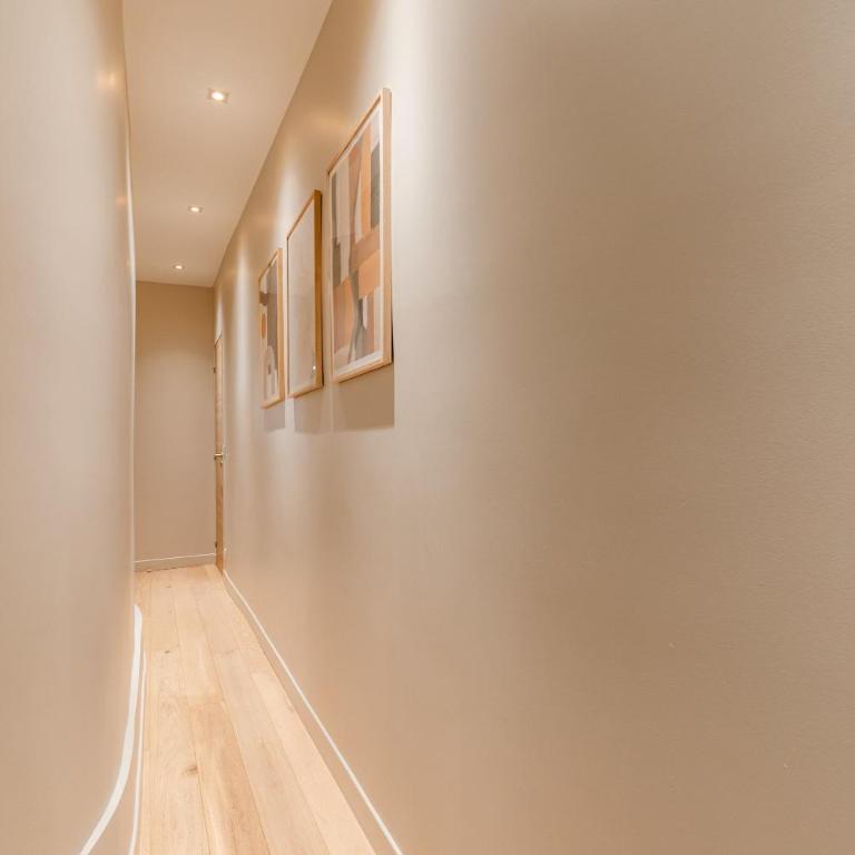 Elegant 3-room air-conditioned apartment in the heart of Paris 10 - Appartement - 10