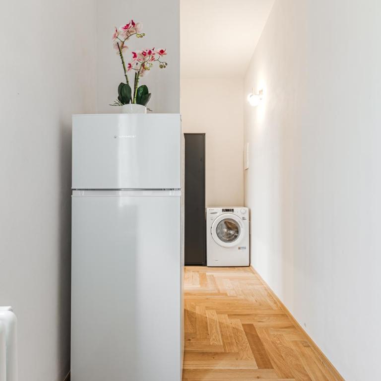ADA Alfani Boutique - 5 min Duomo - One-Bedroom Apartment - 25