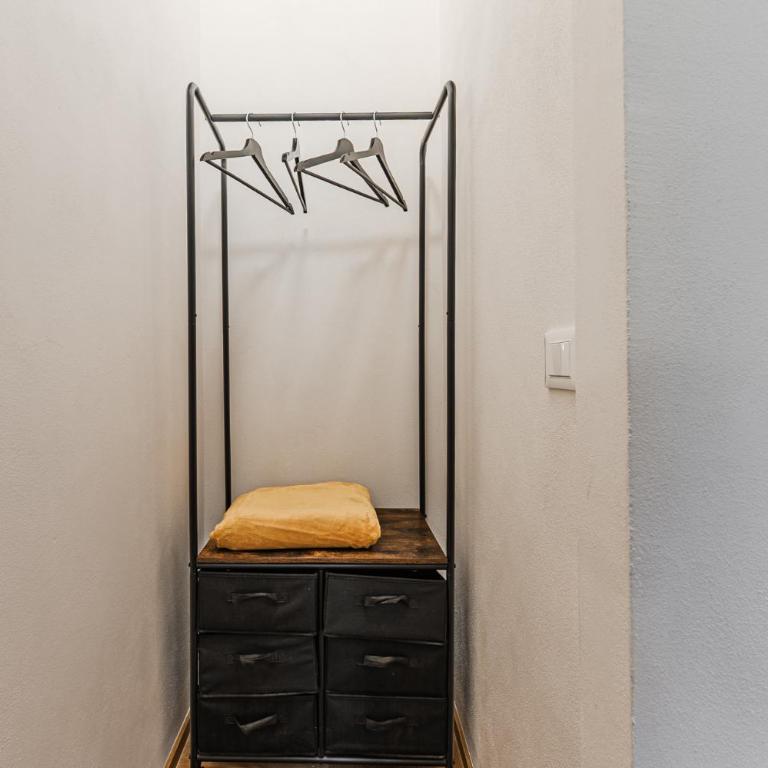 ADA Alfani Boutique - 5 min Duomo - One-Bedroom Apartment - 23