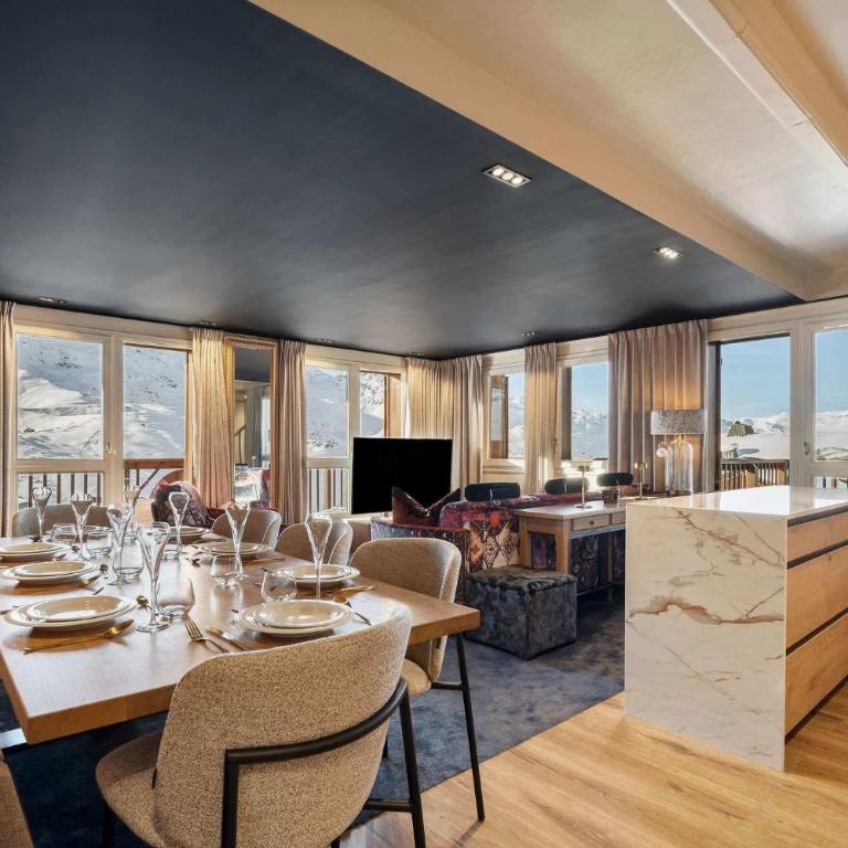 Luxurious Apartment with Ski-In and Out Access in Centre - Apartment - 5