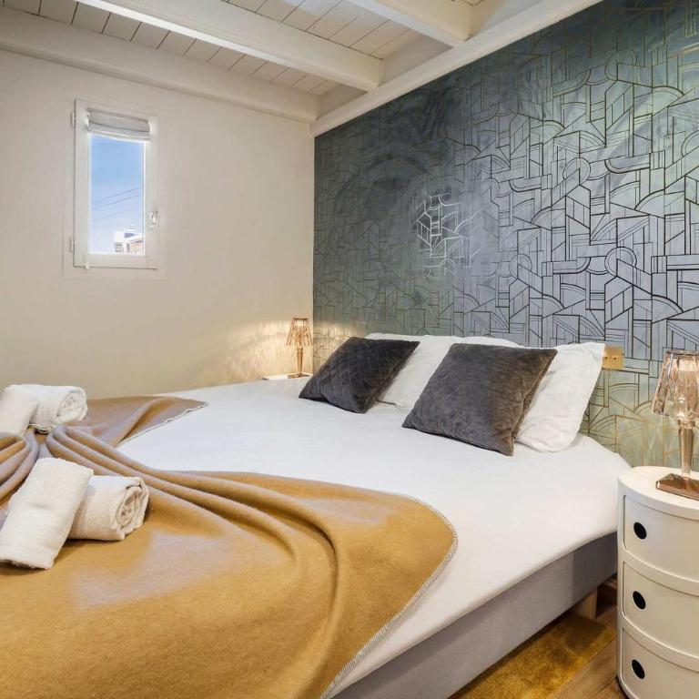 Luxurious Apartment with Ski-In and Out Access in Centre - Apartment - 13