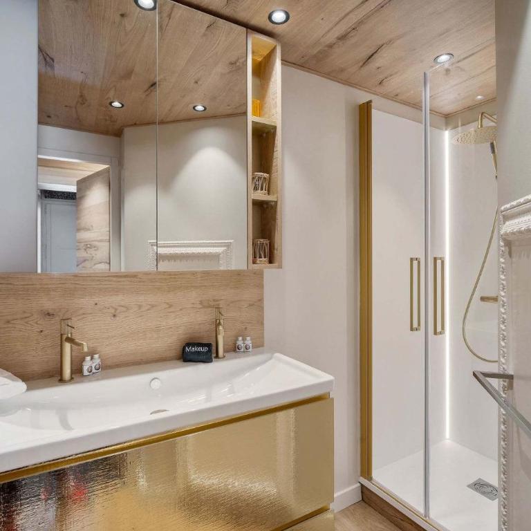 Spacious Apartment w SlopeAccess - Apartment - 17