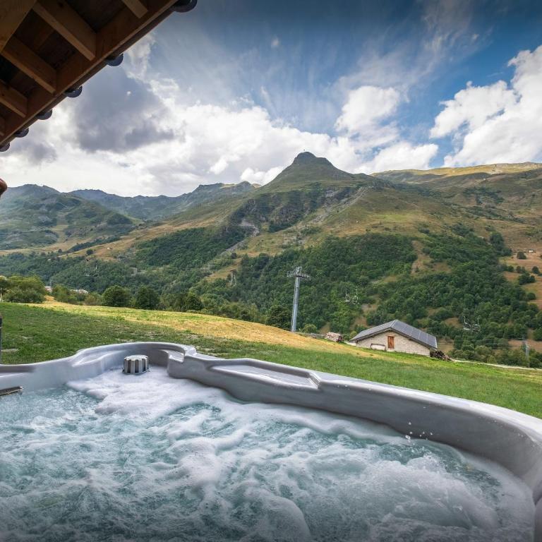 Chalet Ferret - OVO Network - Chalet - 3