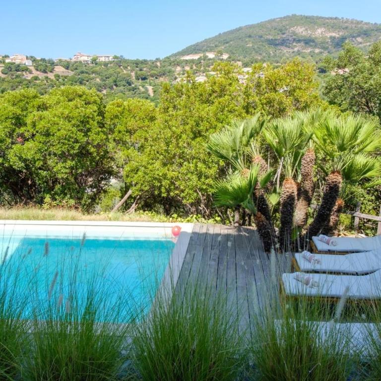 Villa in Les Issambres with swimming pool sleeps 10 - Maison de Vacances - 36
