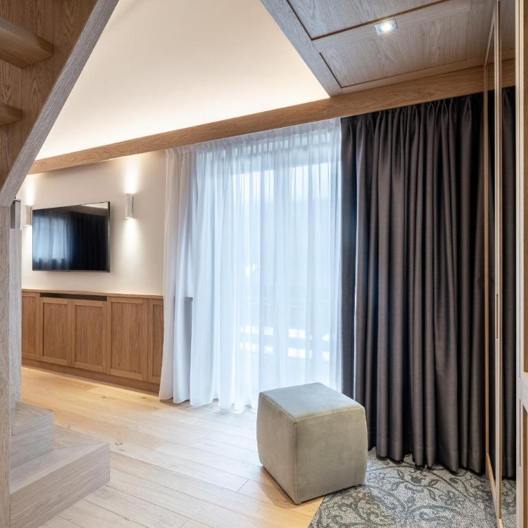 Hotel Lajadira & Spa - Suite in Mansarda con Balcone - Su 2 Livelli - 7