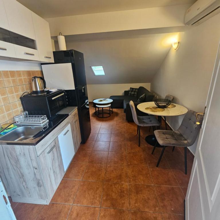 Apartment Krivokapić - One-Bedroom Apartment - 4