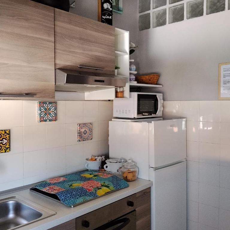 Casa di Ana 2 affittacamere - Camera Doppia con Letti Singoli e Bagno in Comune - 15