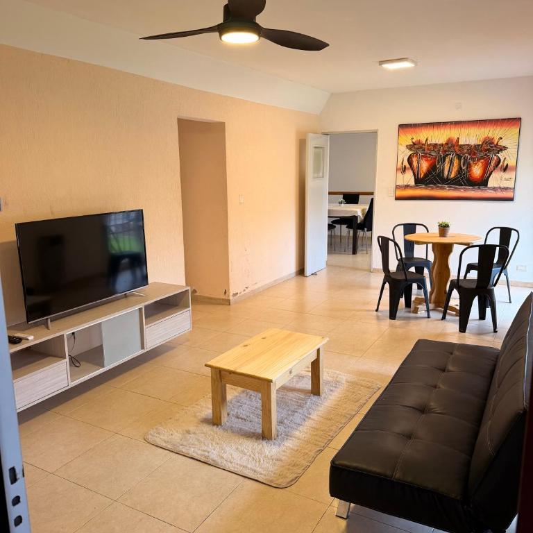 Casa Villa CARLOS PAZ CERCA DE COSTANERA - Casa de 2 dormitorios - 13